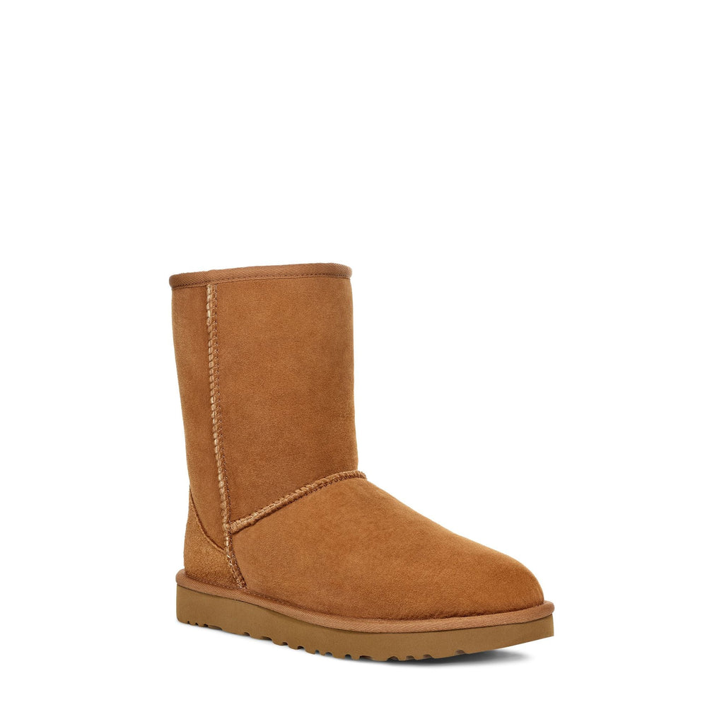 UGG Women's Classic Short II Boot in Chestnut